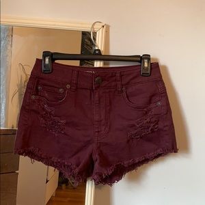 Women’s purple high-rise American Eagle shorts
